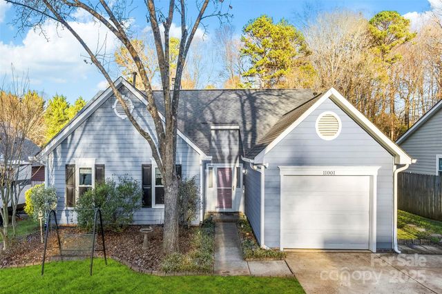 11001 Gladewater Drive, Matthews, NC 28105
