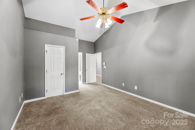 11001 Gladewater Drive, Matthews, NC 28105