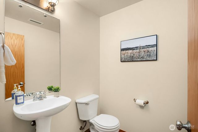 2016 250th Place SE, Sammamish, WA 98075
