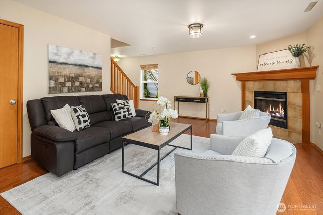 2016 250th Place SE, Sammamish, WA 98075