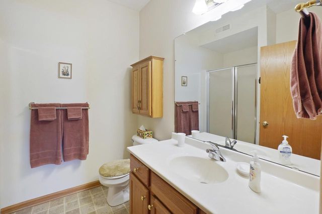 W398N5983 Autumn Woods DRIVE, Oconomowoc, WI 53066