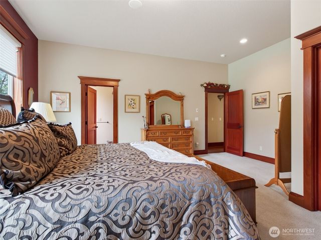 1005 SE 201st Court, Camas, WA 98607