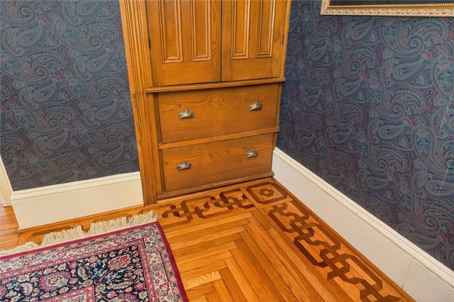 33 Dunning Avenue, Webster, NY 14580