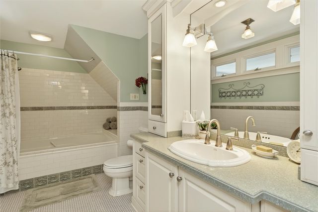 33 Dunning Avenue, Webster, NY 14580