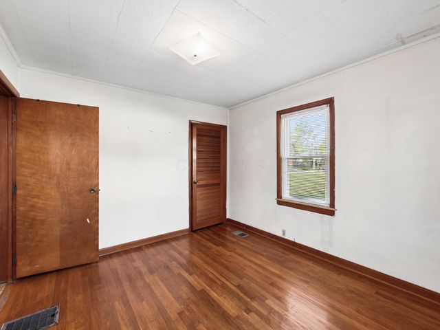 1474 Genessee Avenue, Columbus, OH 43211