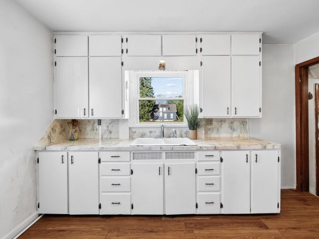 1474 Genessee Avenue, Columbus, OH 43211
