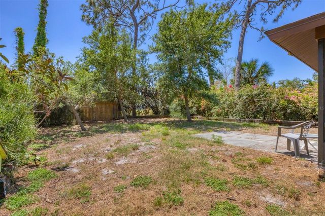 521 ARTISTS AVENUE, Englewood, FL 34223