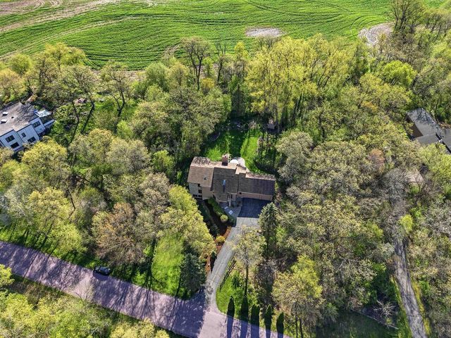 7700 Bittersweet Court, Middleton, WI 53562