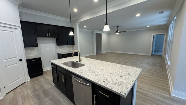 8709 Turnbull Dr, Pleasant View, TN 37146