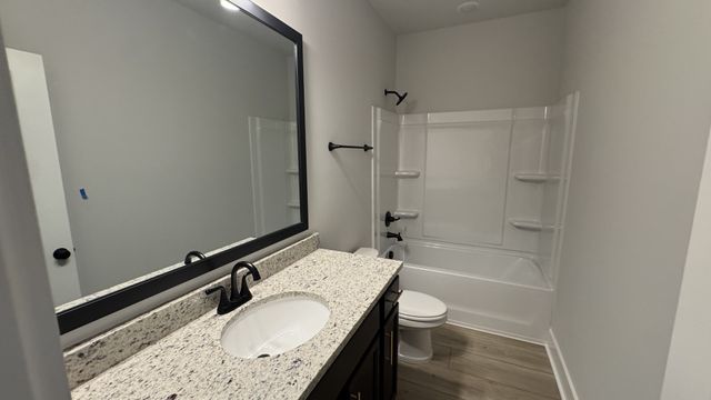 8709 Turnbull Dr, Pleasant View, TN 37146