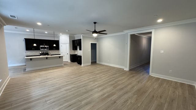 8709 Turnbull Dr, Pleasant View, TN 37146