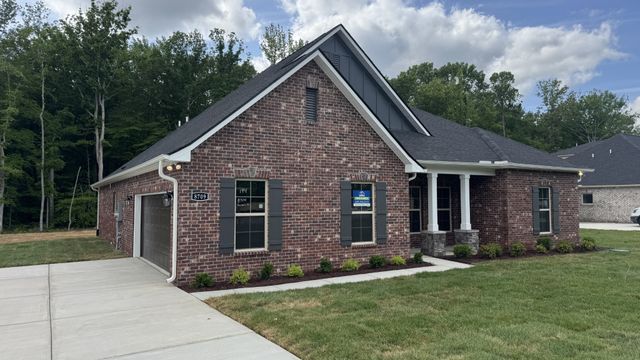 8709 Turnbull Dr, Pleasant View, TN 37146