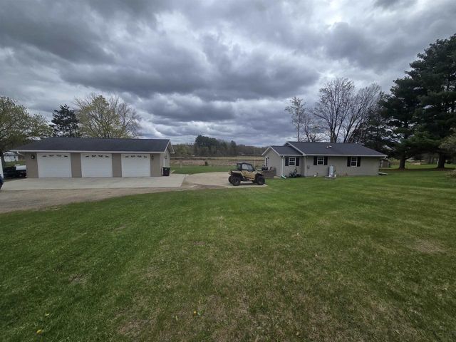 E6565 PROGRESS ROAD, Manawa, WI 54949