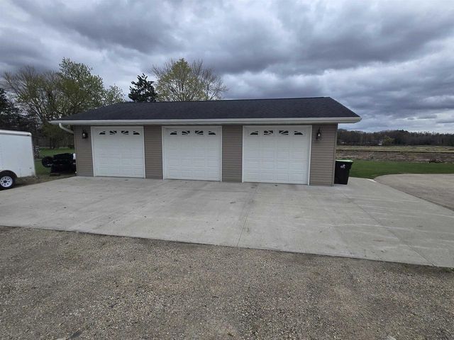 E6565 PROGRESS ROAD, Manawa, WI 54949