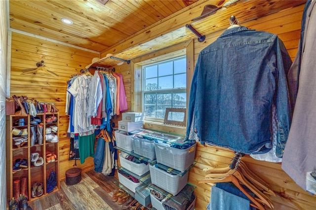 552 Deer Meadows Lane, Yellville, AR 72687