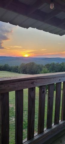 552 Deer Meadows Lane, Yellville, AR 72687