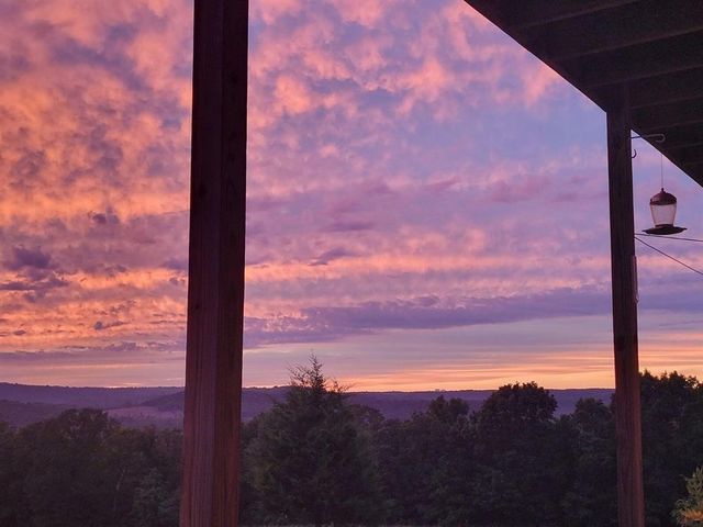 552 Deer Meadows Lane, Yellville, AR 72687