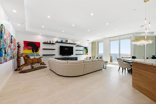1063 Hillsboro Mile 807, Hillsboro Beach, FL 33062
