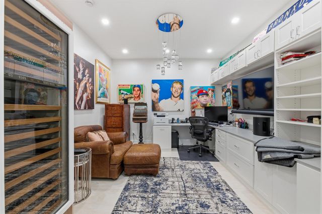 1063 Hillsboro Mile 807, Hillsboro Beach, FL 33062