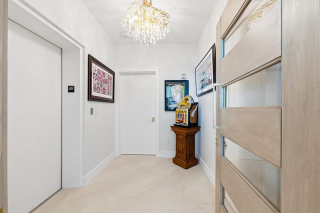 1063 Hillsboro Mile 807, Hillsboro Beach, FL 33062