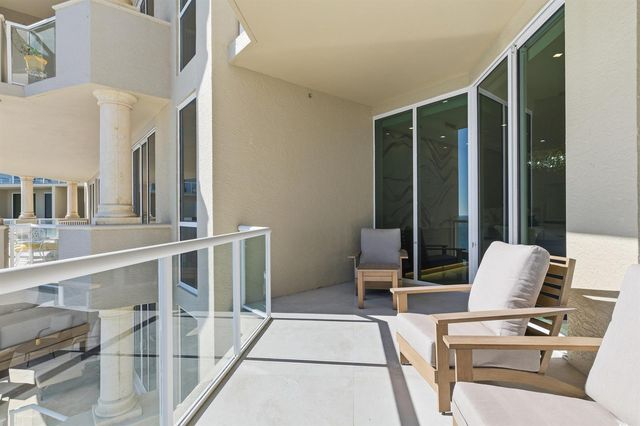 1063 Hillsboro Mile 807, Hillsboro Beach, FL 33062