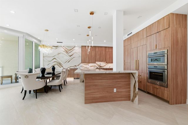 1063 Hillsboro Mile 807, Hillsboro Beach, FL 33062