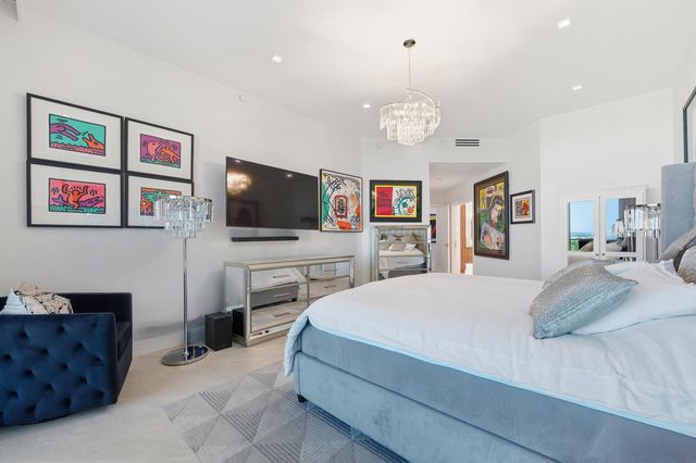 1063 Hillsboro Mile 807, Hillsboro Beach, FL 33062