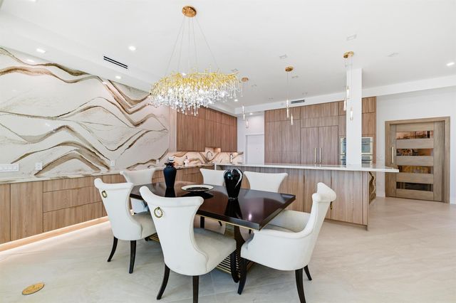 1063 Hillsboro Mile 807, Hillsboro Beach, FL 33062