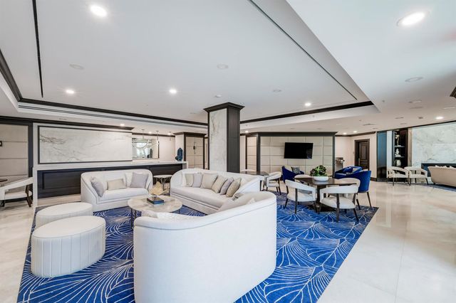 1063 Hillsboro Mile 807, Hillsboro Beach, FL 33062