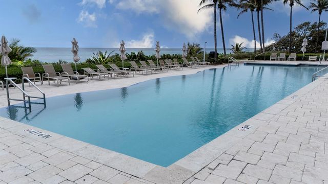 1063 Hillsboro Mile 807, Hillsboro Beach, FL 33062