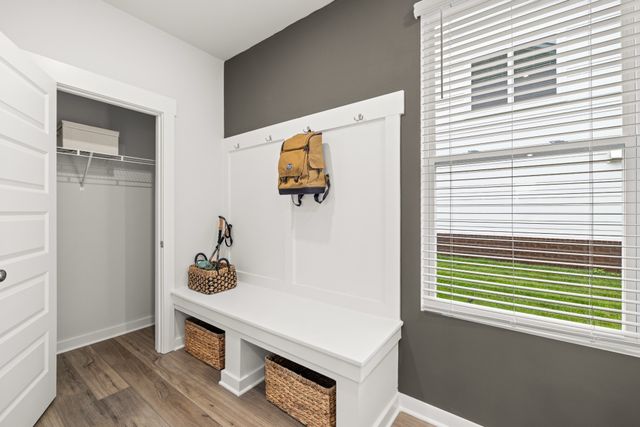 1231 Carson Drive, Murfreesboro, TN 37130
