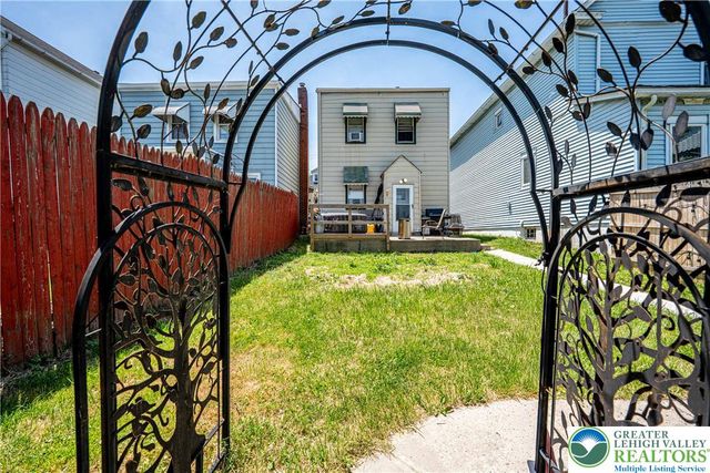 21 Henderson Street, Phillipsburg, NJ 08865