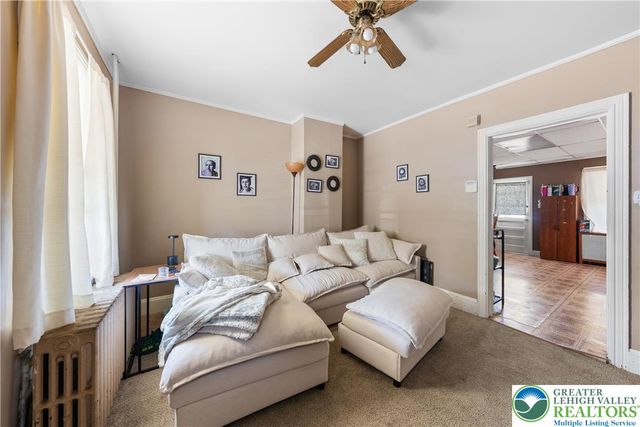 21 Henderson Street, Phillipsburg, NJ 08865