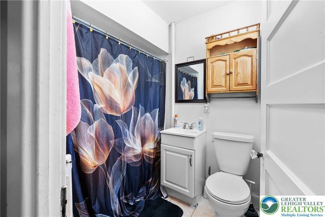 21 Henderson Street, Phillipsburg, NJ 08865