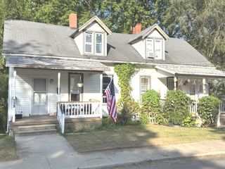 717 Madison Avenue, Dixon, IL 61021