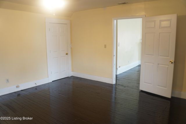 226 W Burnett Ave B, Louisville, KY 40208