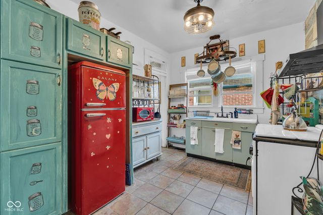 3684 Birchwood Avenue, Indianapolis, IN 46205