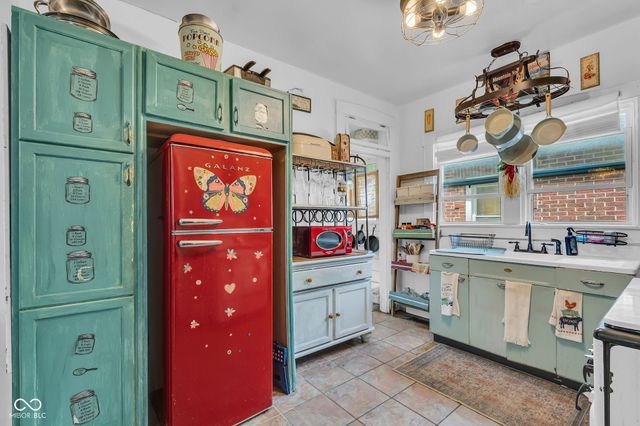 3684 Birchwood Avenue, Indianapolis, IN 46205