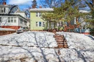 37 Custer Ave, Newark City, NJ 07112