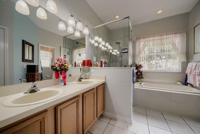 5318 CORAL VINE LN, Kissimmee, FL 34758