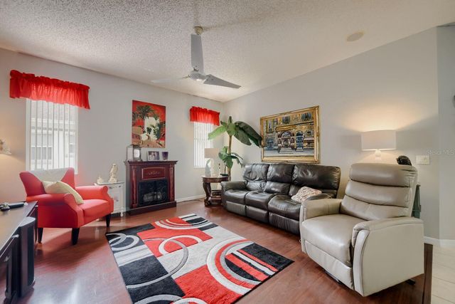 5318 CORAL VINE LN, Kissimmee, FL 34758