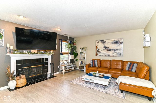 15289 Ten Point Drive, Noblesville, IN 46060