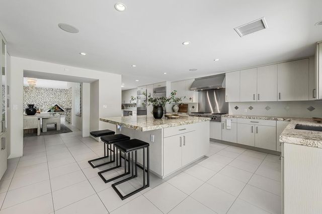 1190 S Calle De Maria, Palm Springs, CA 92264