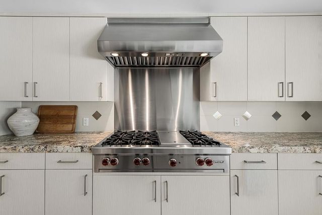 1190 S Calle De Maria, Palm Springs, CA 92264