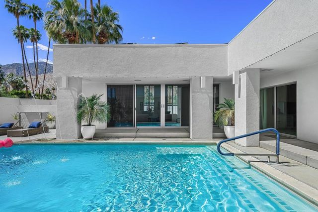 1190 S Calle De Maria, Palm Springs, CA 92264