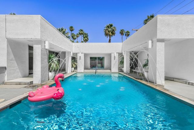 1190 S Calle De Maria, Palm Springs, CA 92264