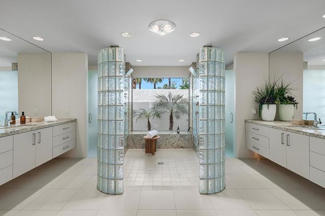 1190 S Calle De Maria, Palm Springs, CA 92264