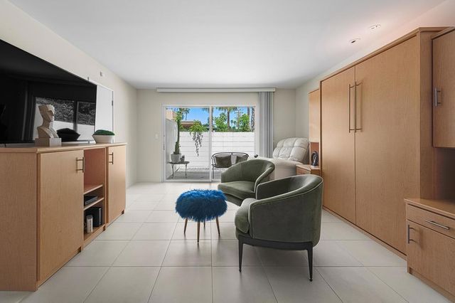 1190 S Calle De Maria, Palm Springs, CA 92264