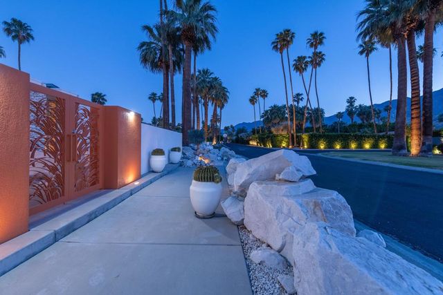 1190 S Calle De Maria, Palm Springs, CA 92264