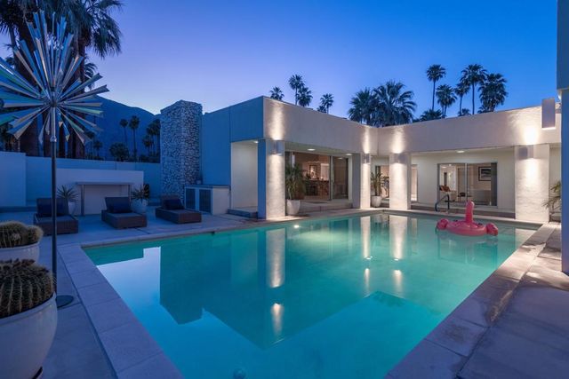1190 S Calle De Maria, Palm Springs, CA 92264